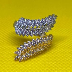 ✨🍂LEAF RING🍂✨